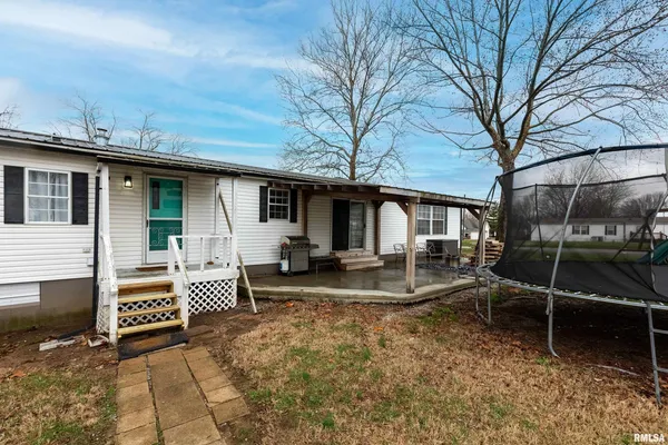 $159,900 | 101 East Knauer Street, Ava, IL 62907