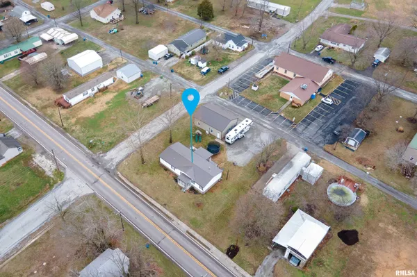 $159,900 | 101 East Knauer Street, Ava, IL 62907