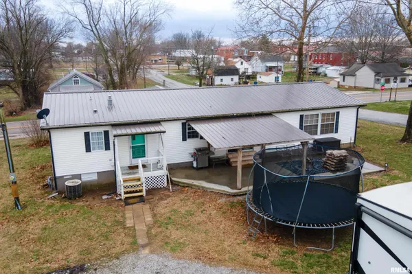 $159,900 | 101 East Knauer Street, Ava, IL 62907