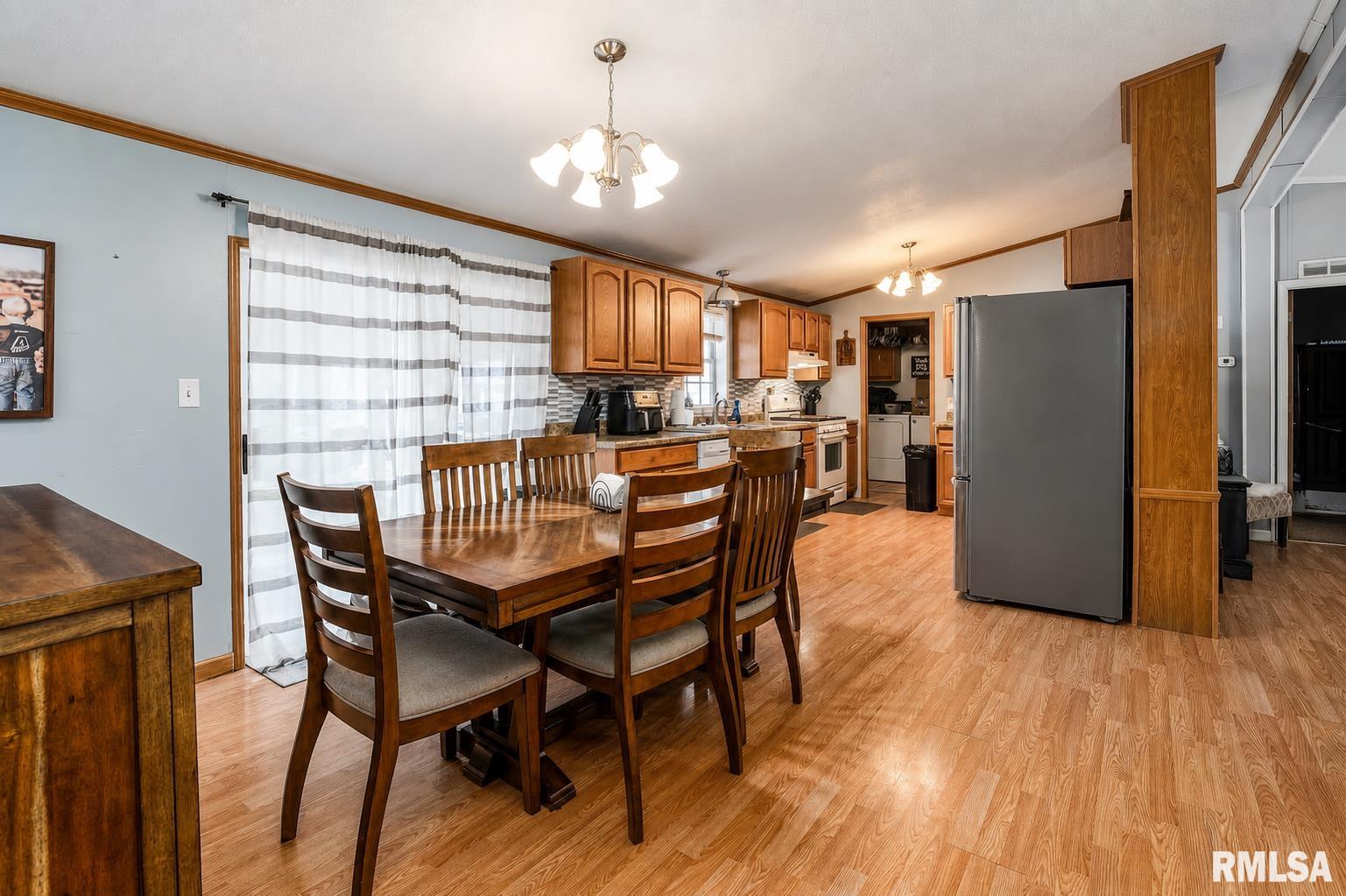 101 East Knauer Street Ava, IL 62907 - Photo 7 of 29