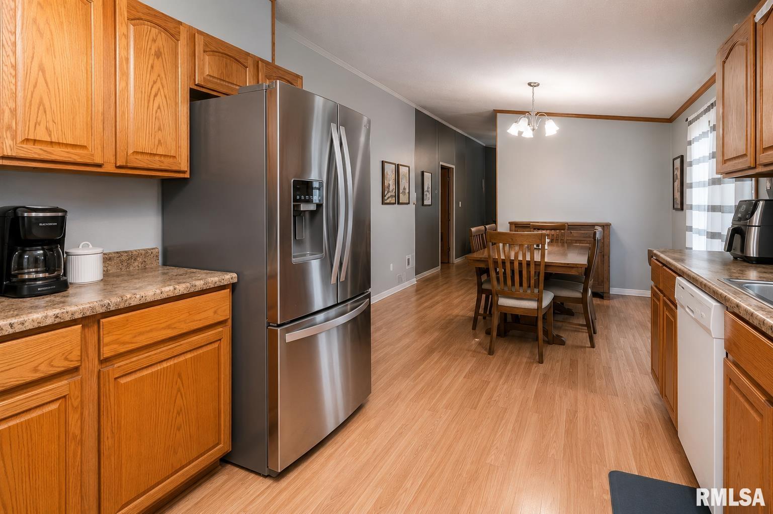 101 East Knauer Street Ava, IL 62907 - Photo 8 of 29