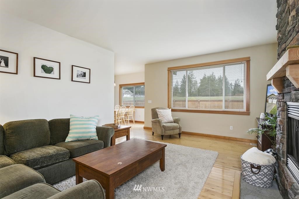 9591 Phillips Road Southeast Port Orchard, WA 98367 - Photo 7 of 20 Gallery Image 7