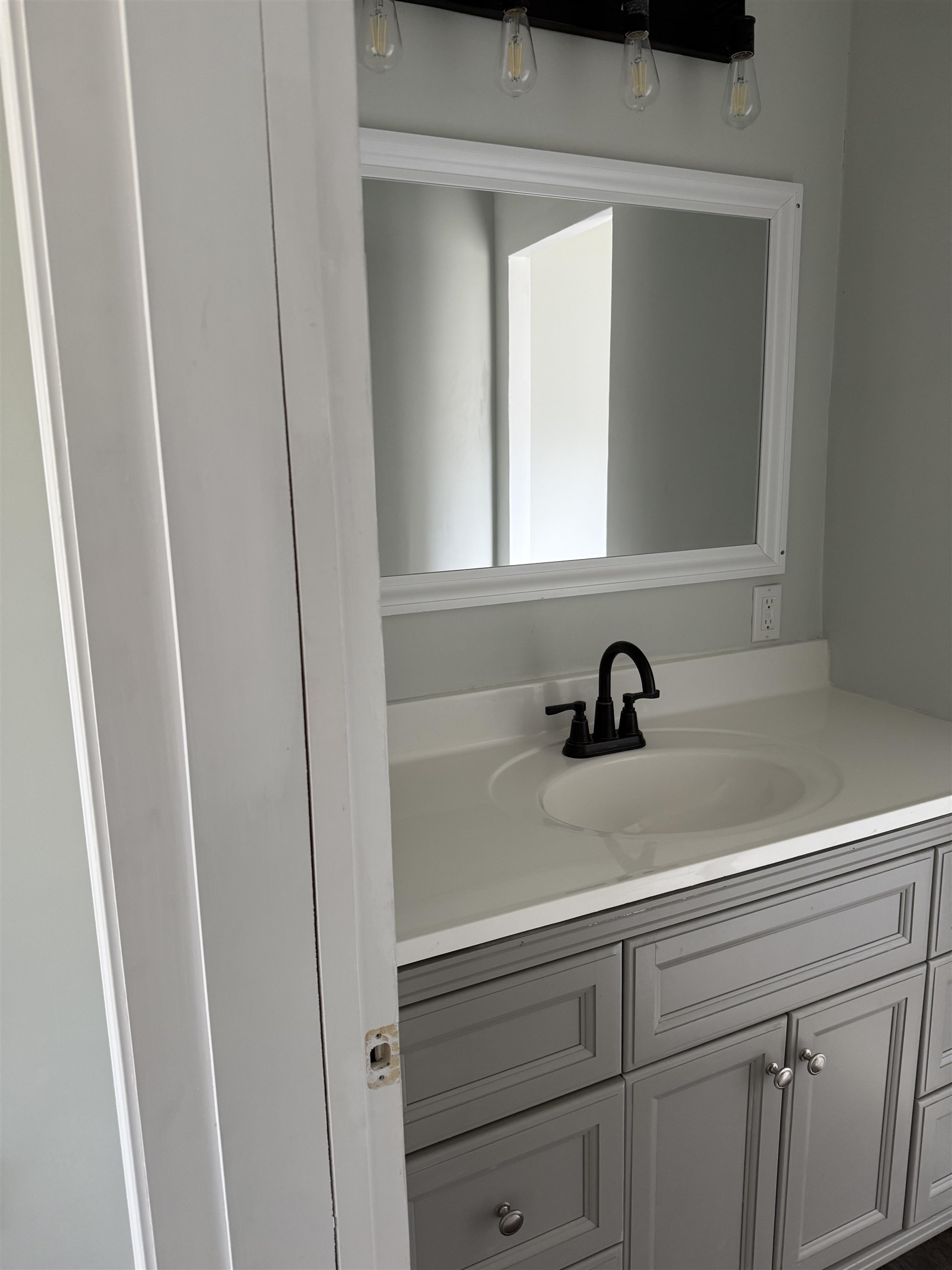 596 South Barre Road, Unit 5 Barre Town, VT 05641 - Photo 16 of 23