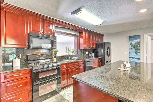 $3,300 | 1293 Fiddler Avenue, Merritt Island, FL 32952