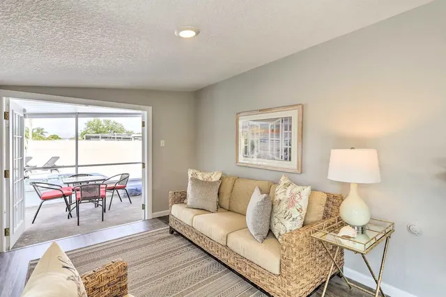 $3,300 | 1293 Fiddler Avenue, Merritt Island, FL 32952