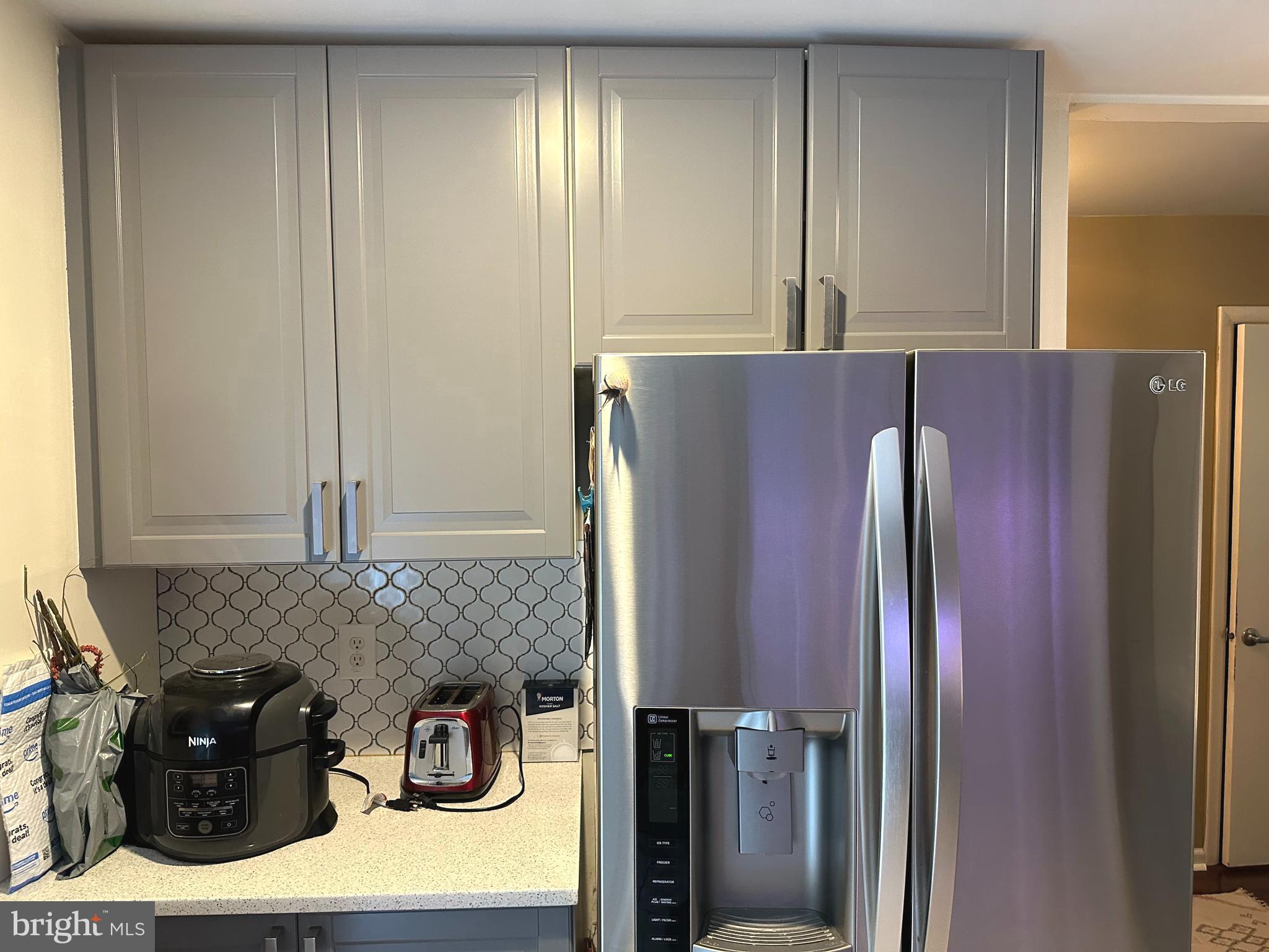 91 Burning Tree Lane Reading, PA 19607 - Photo 6 of 28 Kitchen