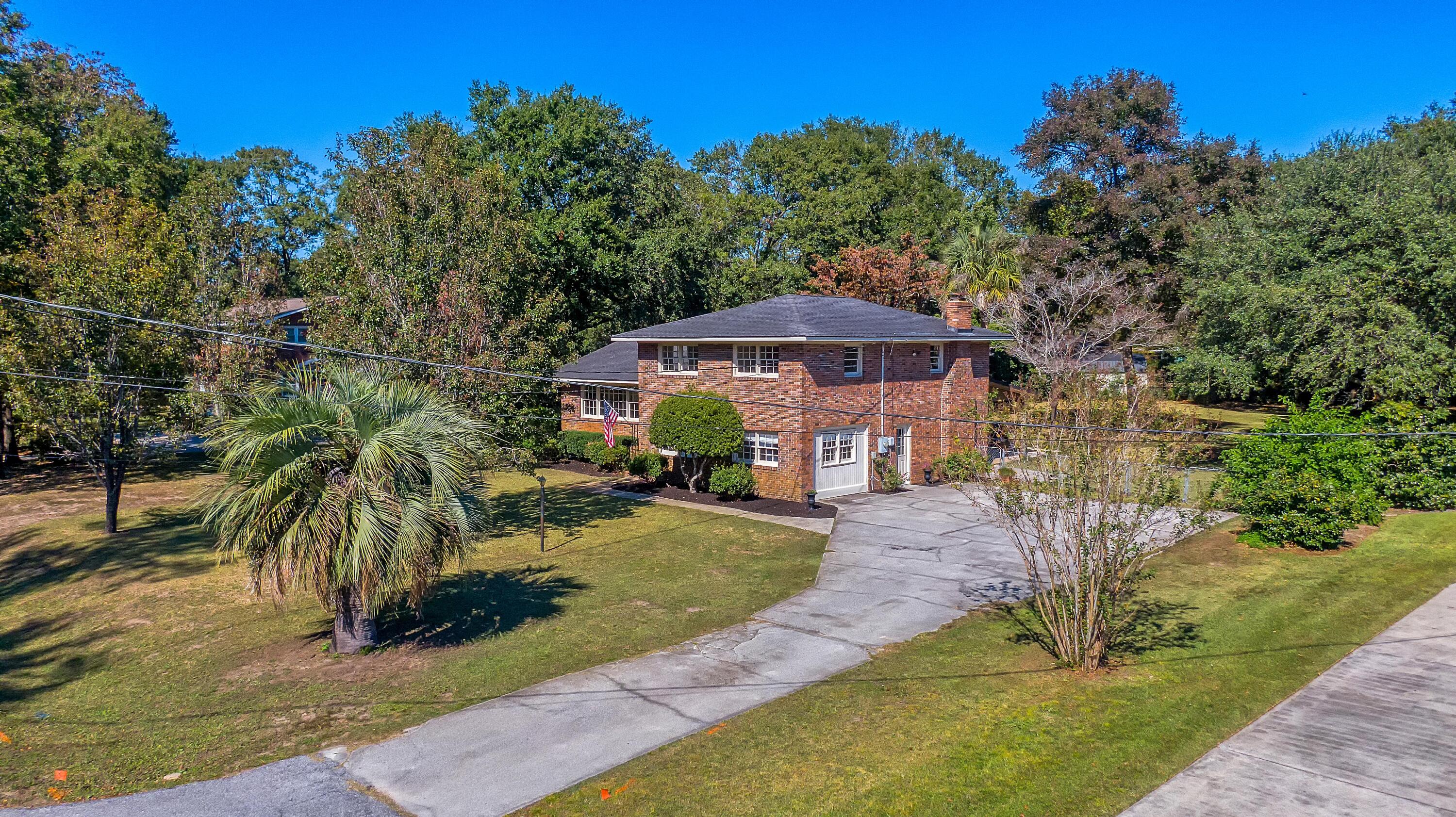 1248 Robin Road Mount Pleasant, SC 29464 - Photo 5 of 48 CREM_1248 Robin Road_001