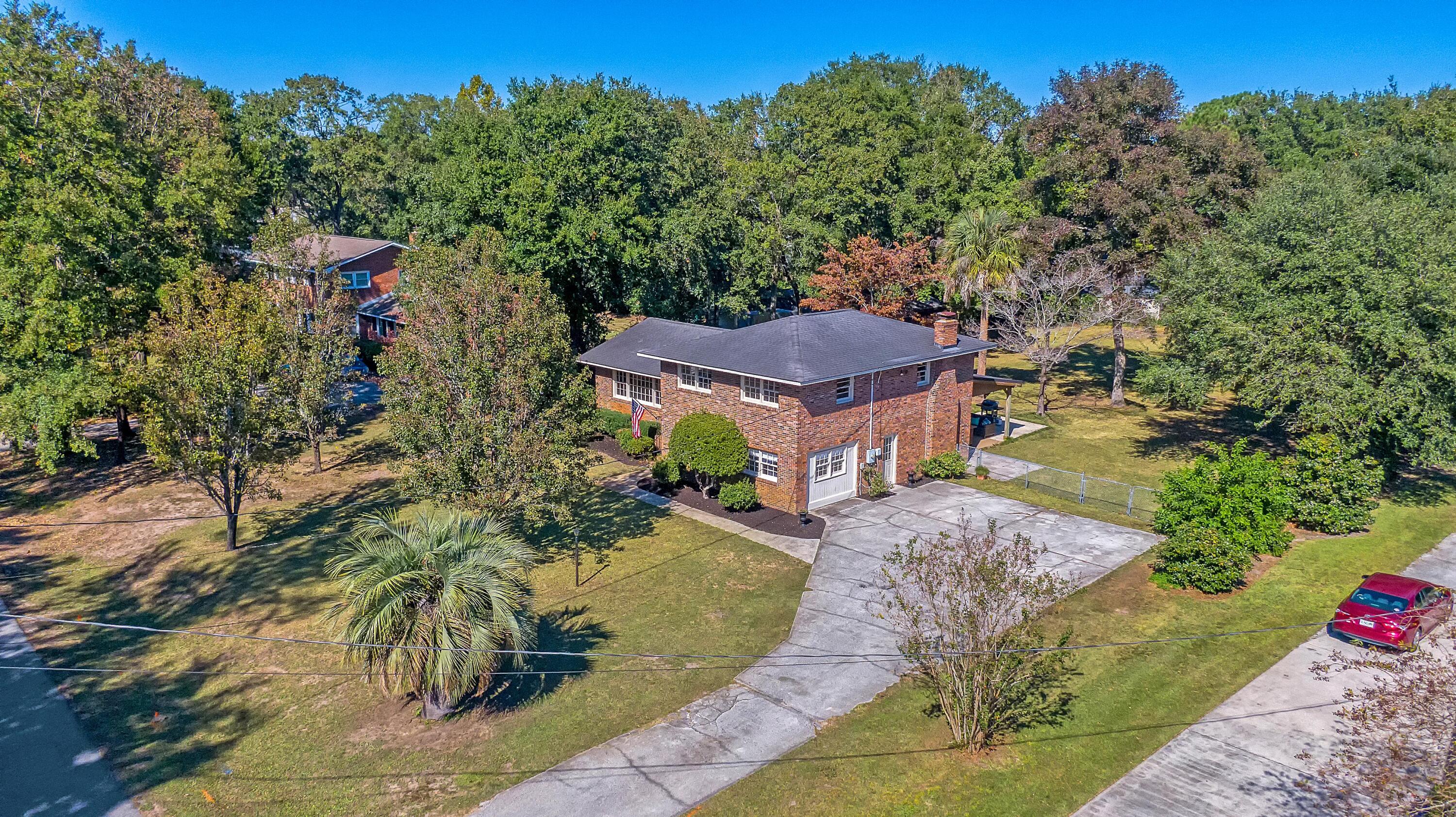 1248 Robin Road Mount Pleasant, SC 29464 - Photo 6 of 48 CREM_1248 Robin Road_002