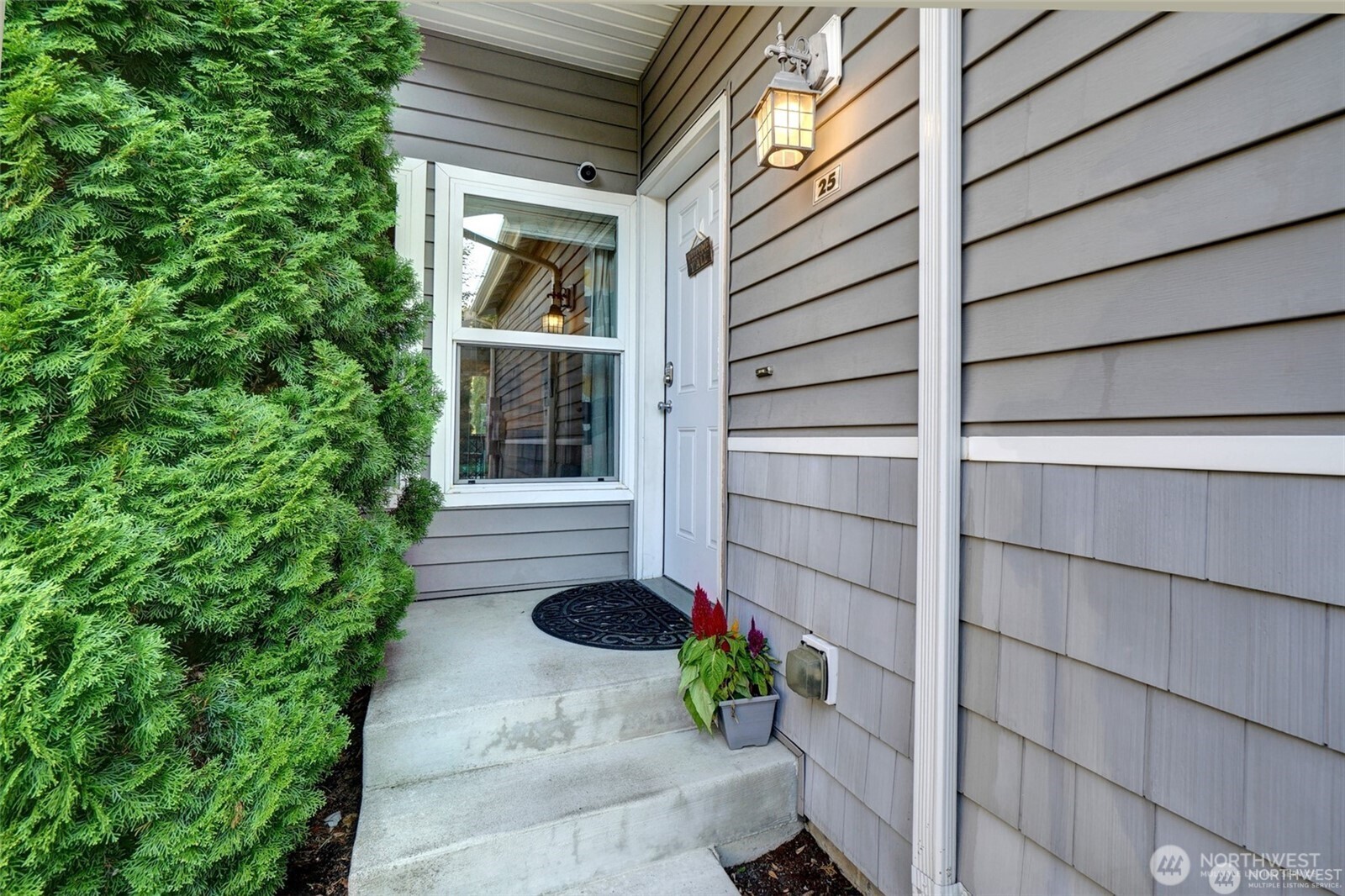 617 7th Street Southeast, Unit 25 Puyallup, WA 98372 - Photo 2 of 37