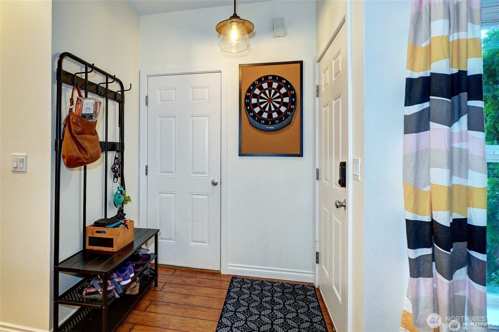 617 7th Street Southeast, Unit 25 Puyallup, WA 98372 - Photo 4 of 37