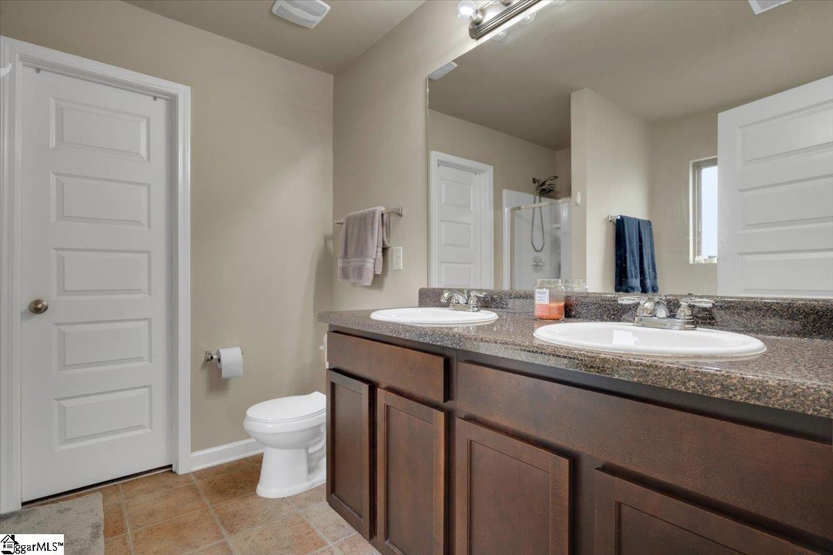 309 Rambling Hills Way Simpsonville, SC 29681 - Photo 16 of 27 Gallery Image 16
