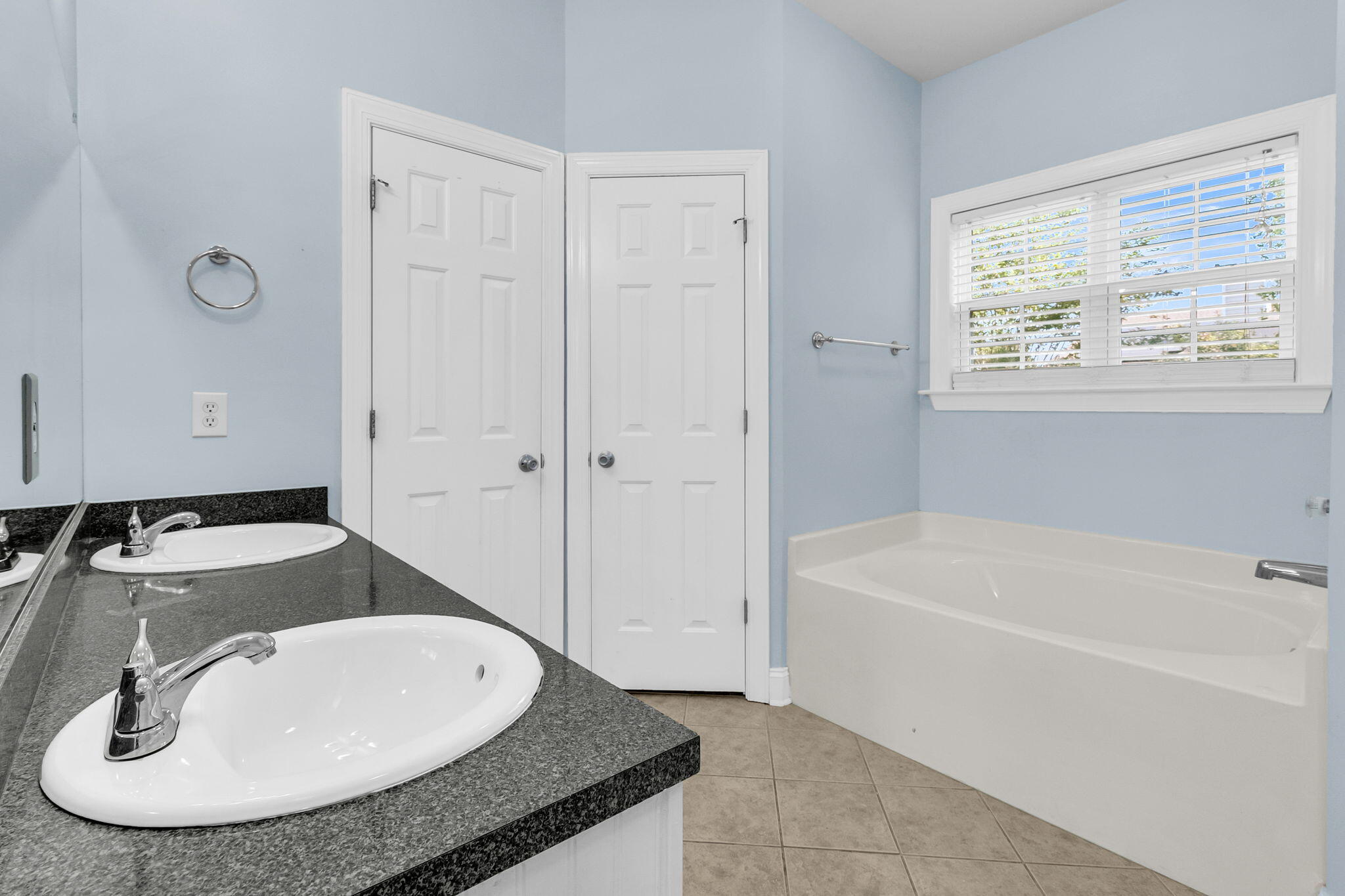 7744 Fayetteville Road North Charleston, SC 29418 - Photo 15 of 29 primary bath2
