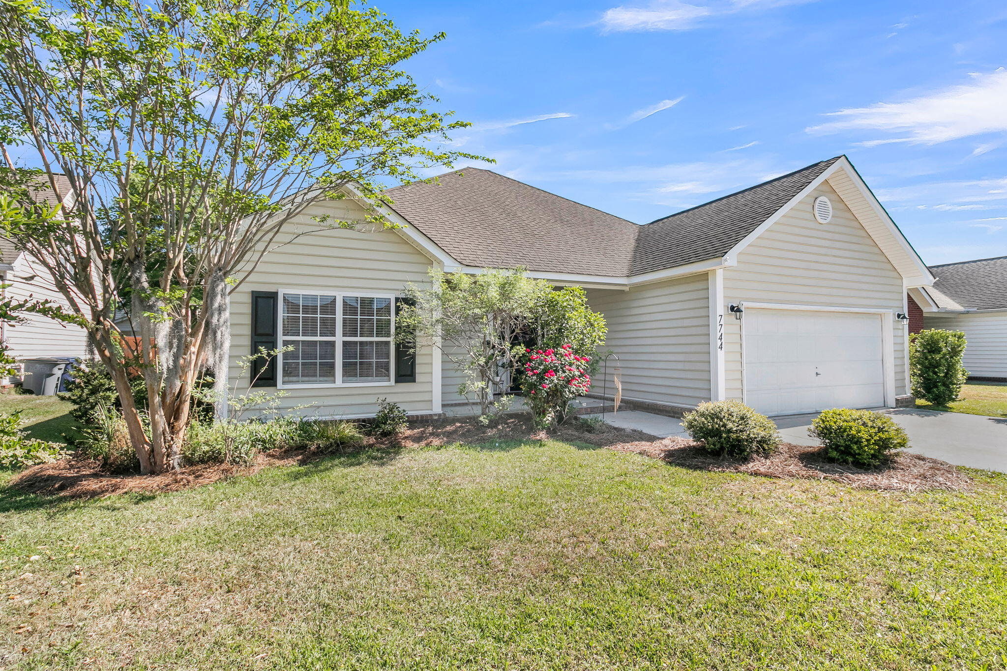 7744 Fayetteville Road North Charleston, SC 29418 - Photo 3 of 29 Front side view