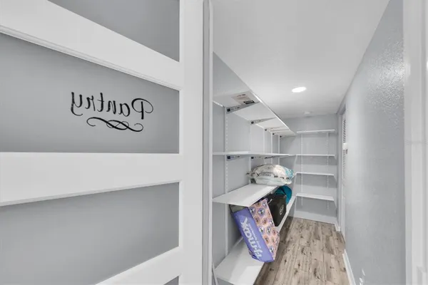 $799,900 | 819 10th Street Southwest, Largo, FL 33770