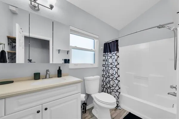 $799,900 | 819 10th Street Southwest, Largo, FL 33770