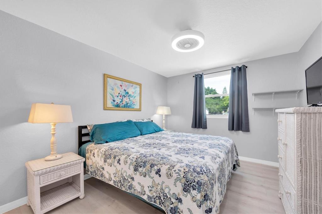 819 10th Street Southwest Largo, FL 33770 - Photo 35 of 85