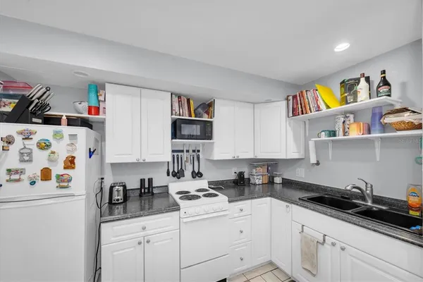 $799,900 | 819 10th Street Southwest, Largo, FL 33770