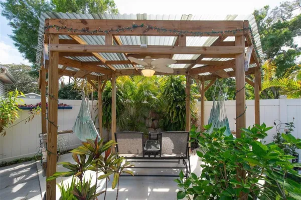 $799,900 | 819 10th Street Southwest, Largo, FL 33770