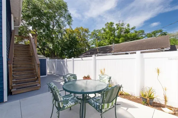 $799,900 | 819 10th Street Southwest, Largo, FL 33770