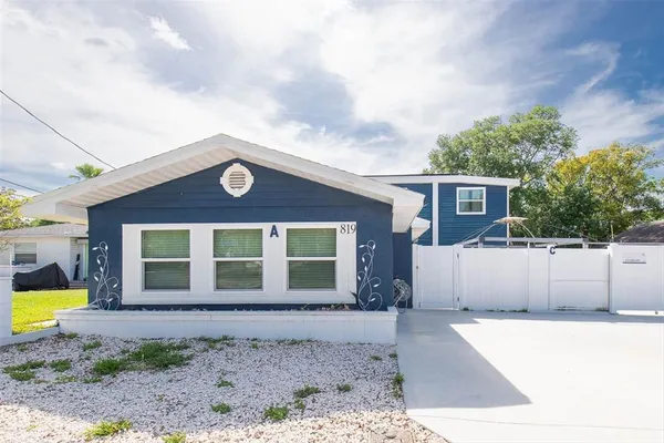 $799,900 | 819 10th Street Southwest, Largo, FL 33770