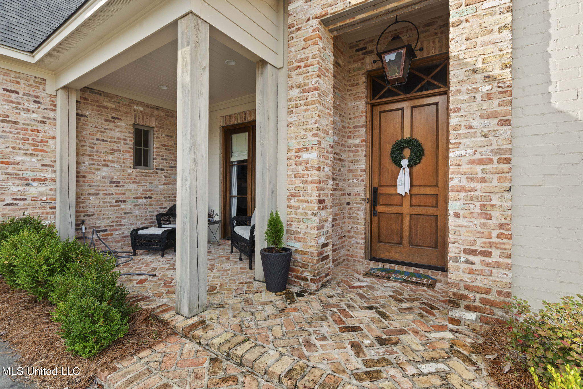 1004 Sapphire Crossing Flowood, MS 39232 - Photo 6 of 54 7-web-or-mls-1004 Sapphire-7