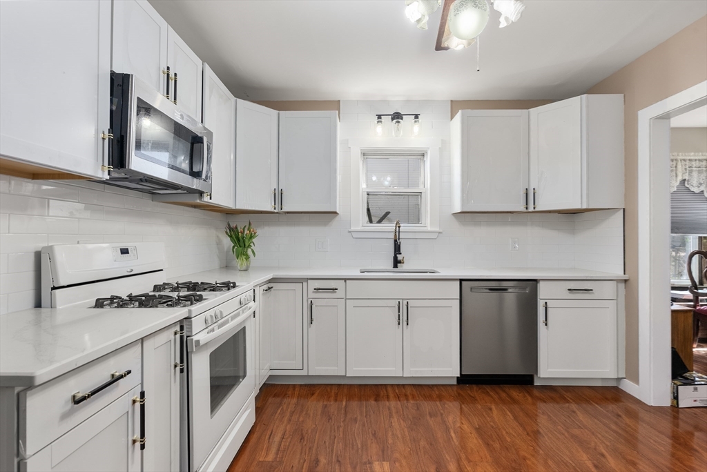 8 Wilmont Street Springfield, MA 01108 - Photo 12 of 30