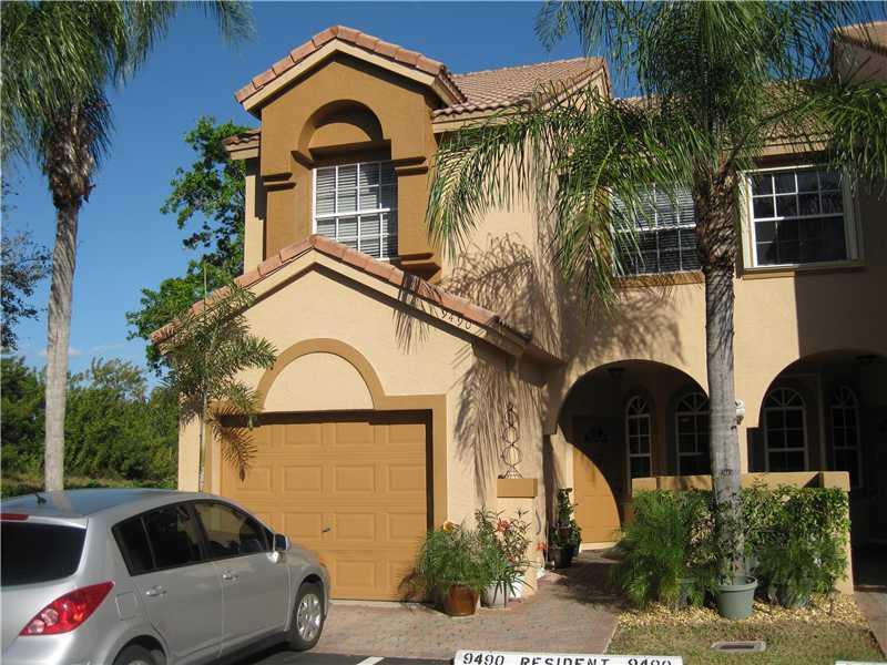 9490 Boca River Circle, Unit 9490 Boca Raton, FL 33434 - Photo 1 of 18 Exterior Front.