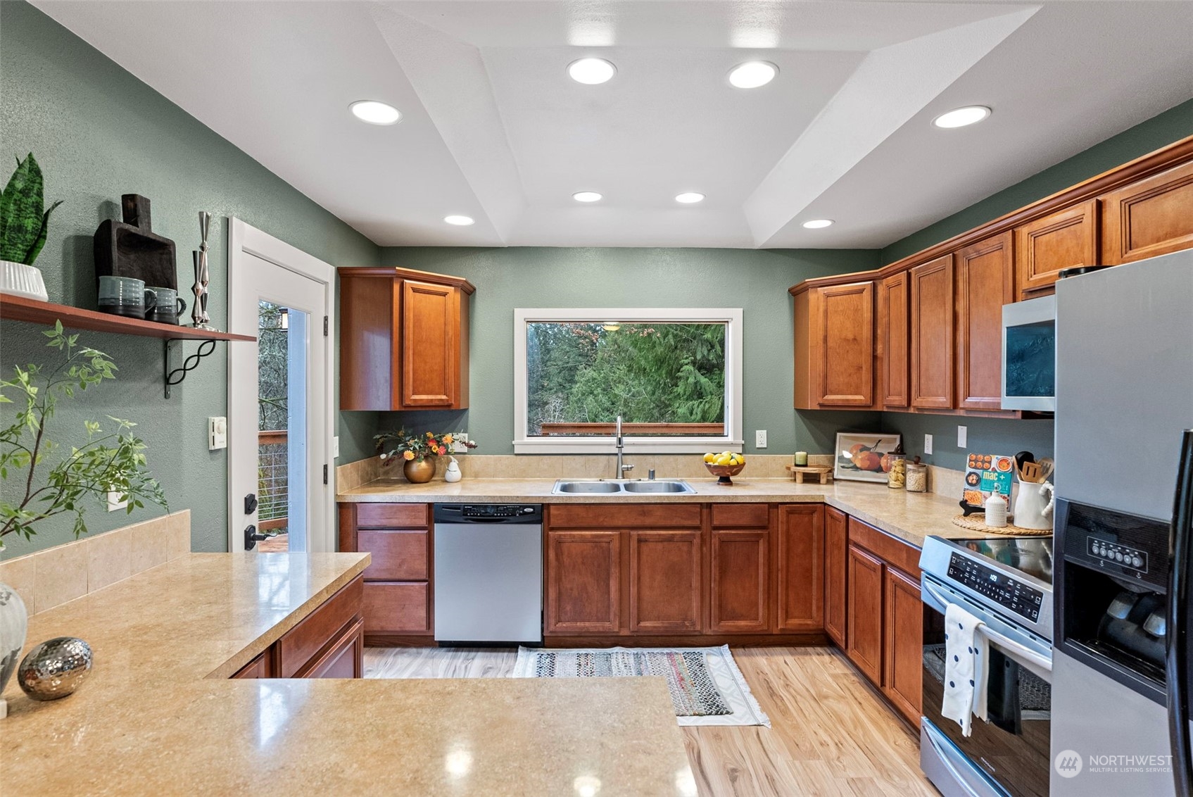 17178 Seminole Road Northeast Poulsbo, WA 98370 - Photo 16 of 40 Gallery Image 16