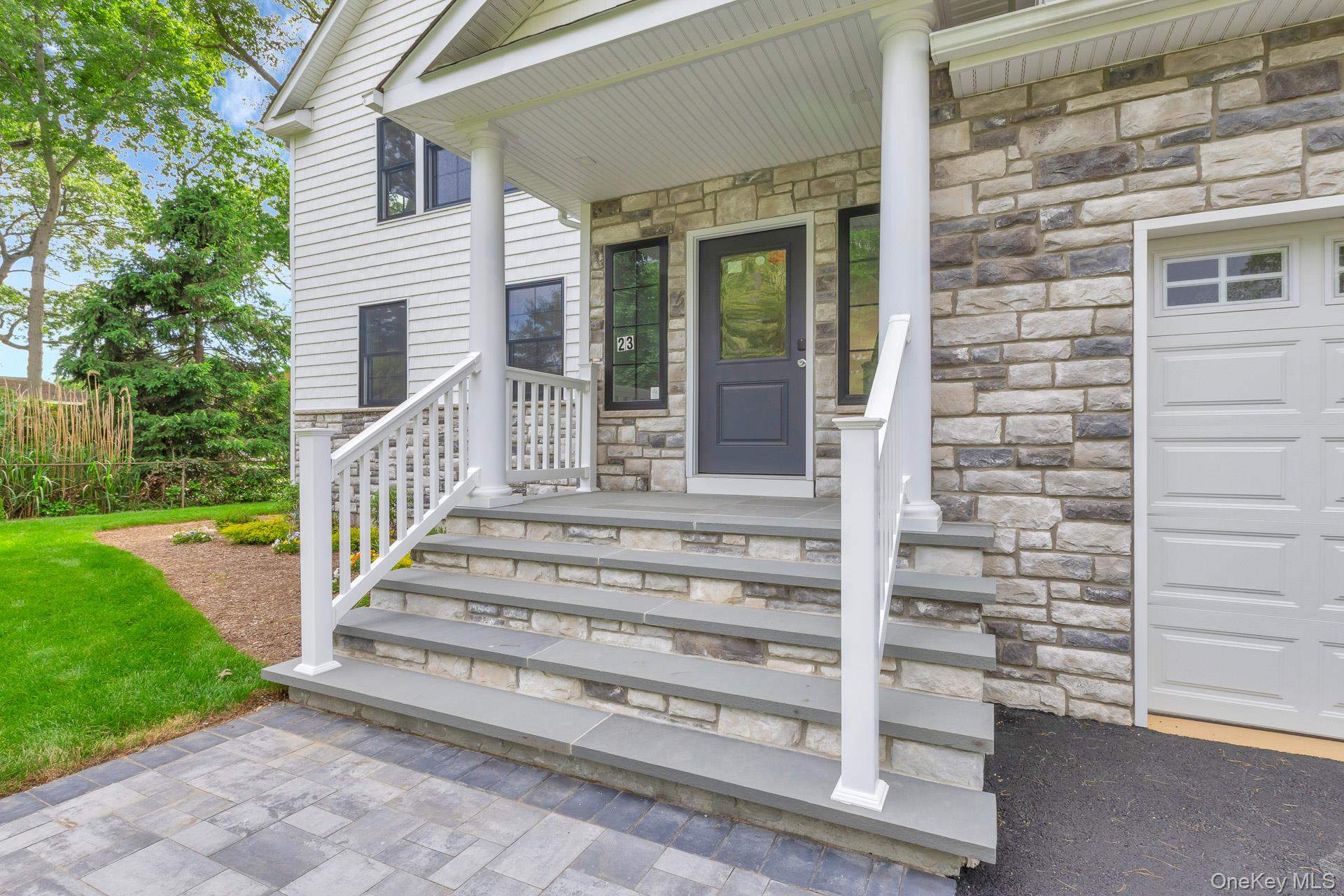 223 Town Line Road Commack, NY 11731 - Photo 4 of 36