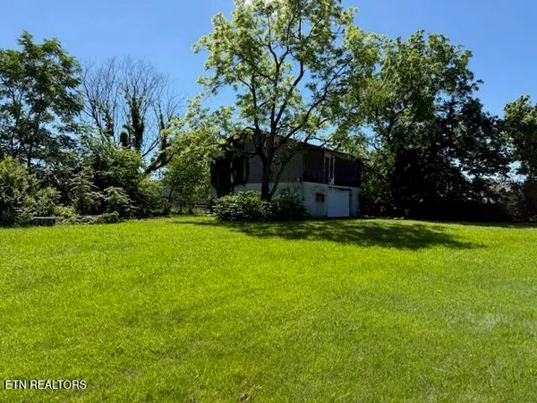 $137,500 | 214 5th Avenue North, Baxter, TN 38544