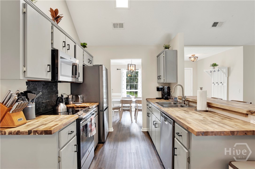 12 Oyster Catcher Lane Savannah, GA 31410 - Photo 29 of 40