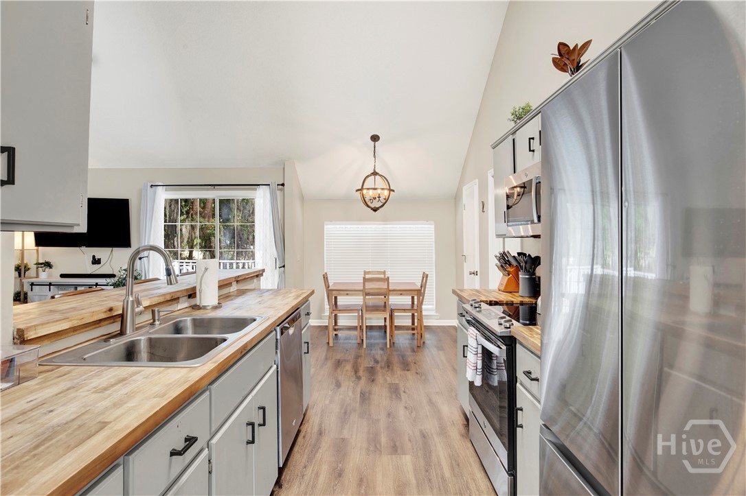 12 Oyster Catcher Lane Savannah, GA 31410 - Photo 31 of 40