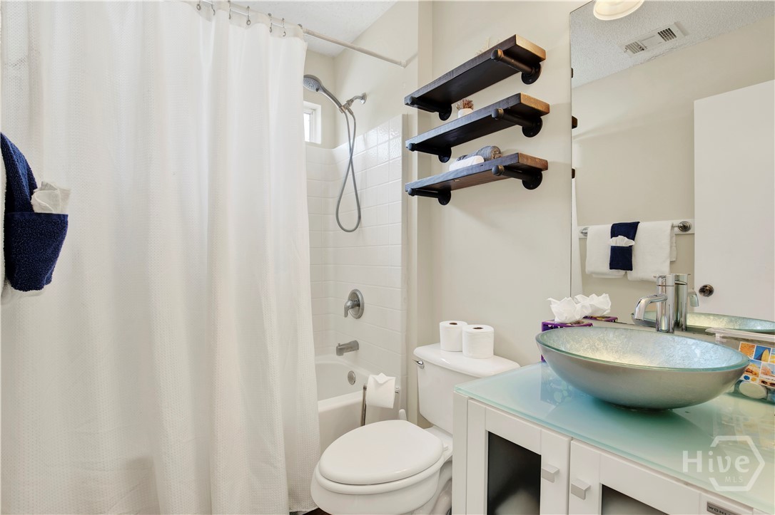 12 Oyster Catcher Lane Savannah, GA 31410 - Photo 8 of 40