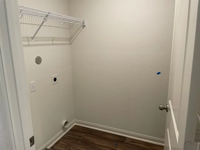 $1,850 | 18812 Speculator Lane, Elgin, TX 78621