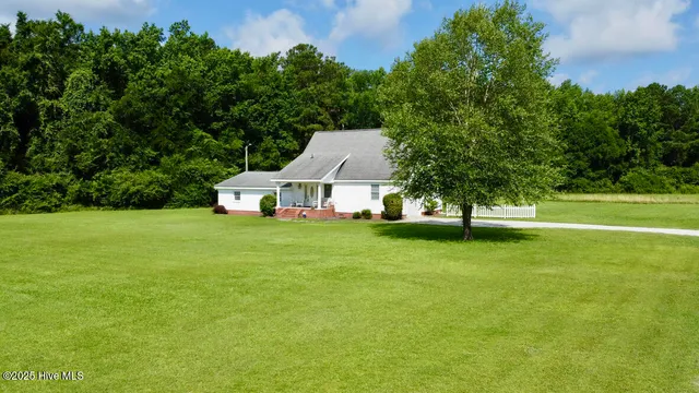 $405,000 | 1791 Dover Fort Barnwell Road, Dover, NC 28526