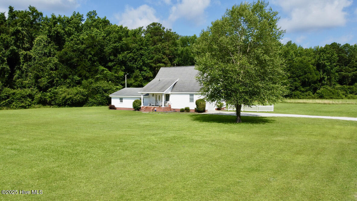 1791 Dover Fort Barnwell Road Dover, NC 28526 - Photo 4 of 31 D8F6BBFF-D14B-4BE4-B982-E7BD521A60B0_1_1