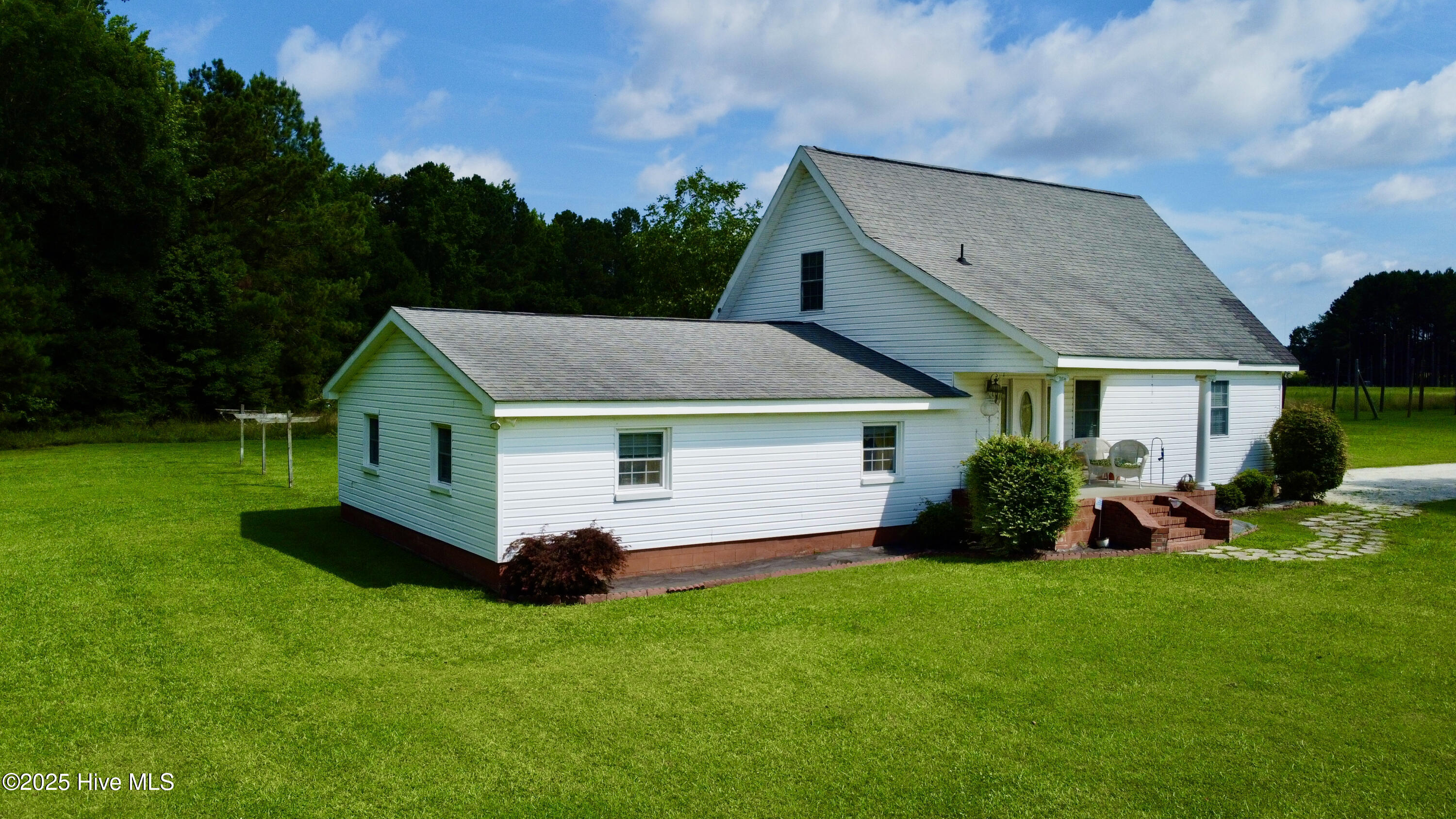 1791 Dover Fort Barnwell Road Dover, NC 28526 - Photo 6 of 31 16C10EEE-6D9B-477A-8690-91CFD09CFC0E_1_2