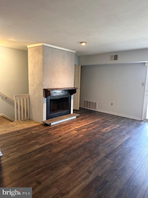2900 State Hill Road, Unit I12 Reading, PA 19610 - Photo 4 of 14 a view of empty room with wooden floor and fireplace