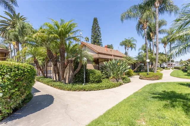 $529,000 | 1756 East Commonwealth Avenue, Unit 101, Fullerton, CA 92831