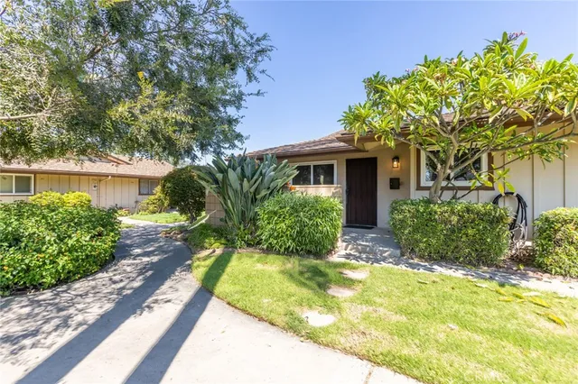 $529,000 | 1756 East Commonwealth Avenue, Unit 101, Fullerton, CA 92831