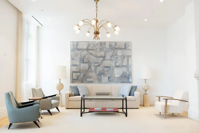 $6,995,000 | 555 West End Avenue, Unit 4W | Upper West Side