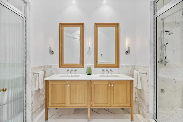 $6,995,000 | 555 West End Avenue, Unit 4W | Upper West Side