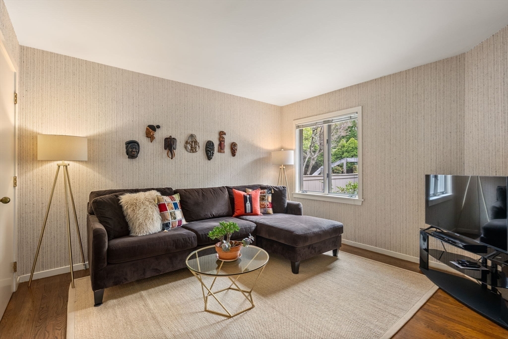 115 Algonquin Road, Unit 115 Chestnut Hill, MA 02467 - Photo 11 of 23 Gallery Image 11