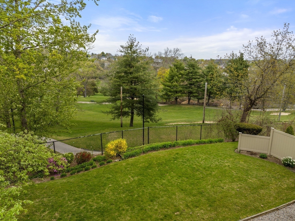 115 Algonquin Road, Unit 115 Chestnut Hill, MA 02467 - Photo 3 of 23 Gallery Image 3