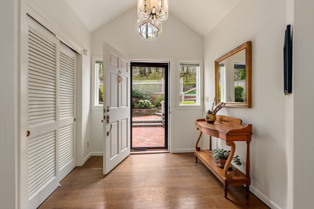 115 Algonquin Road, Unit 115 Chestnut Hill, MA 02467 - Photo 5 of 23 Gallery Image 5