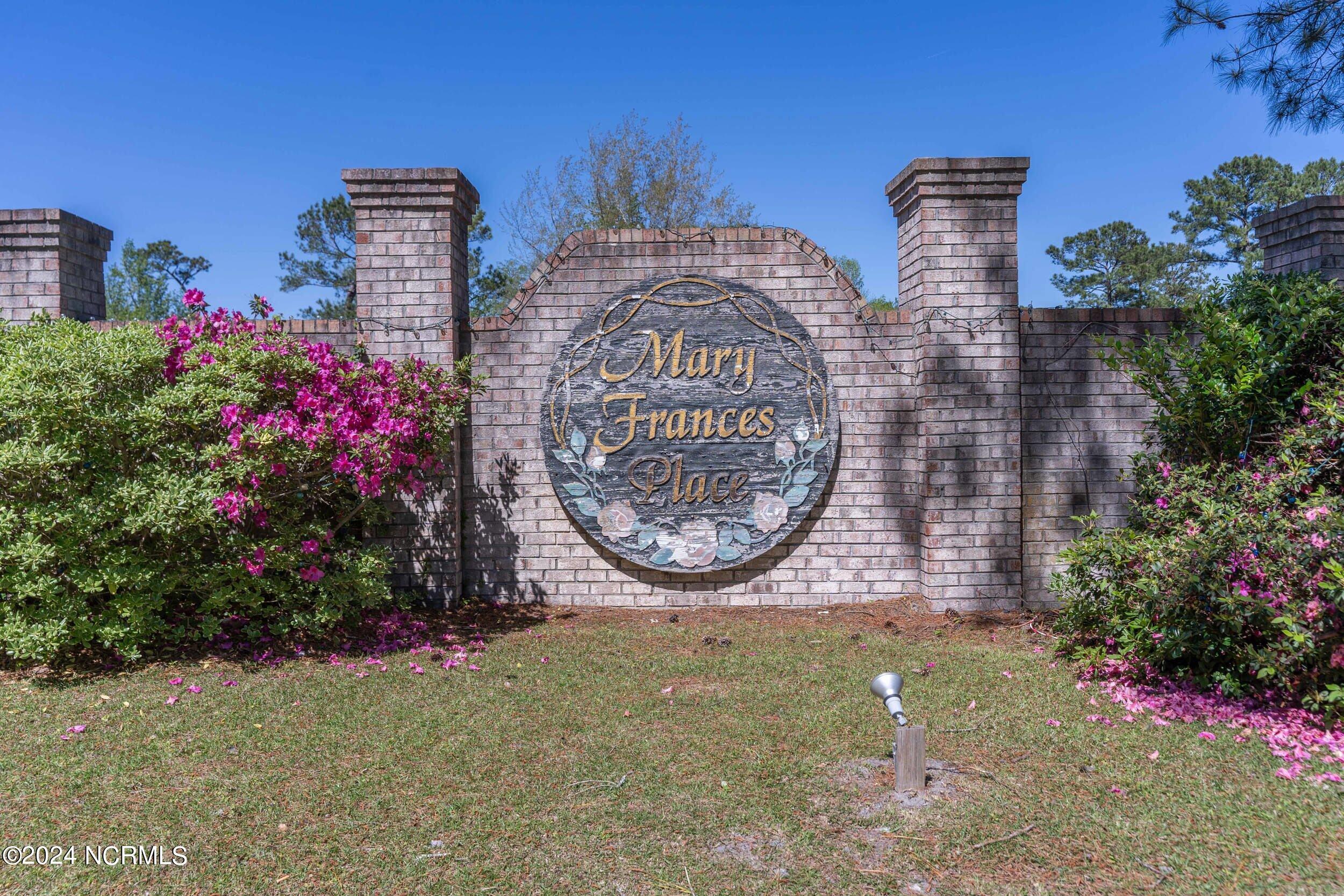 2513 Mary Frances Ct Northeast  