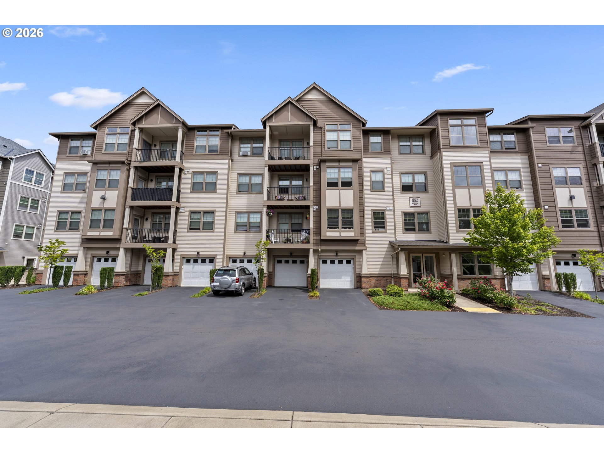 17137 Southwest Appledale Road Beaverton, OR 97007 - Photo 1 of 28