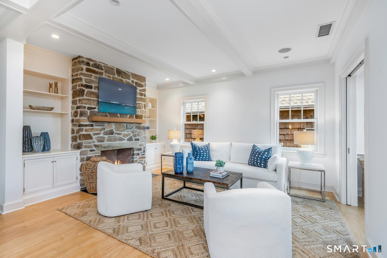 14 Rocky Point Road Norwalk, CT 06853 - Photo 10 of 34 Gallery Image 10