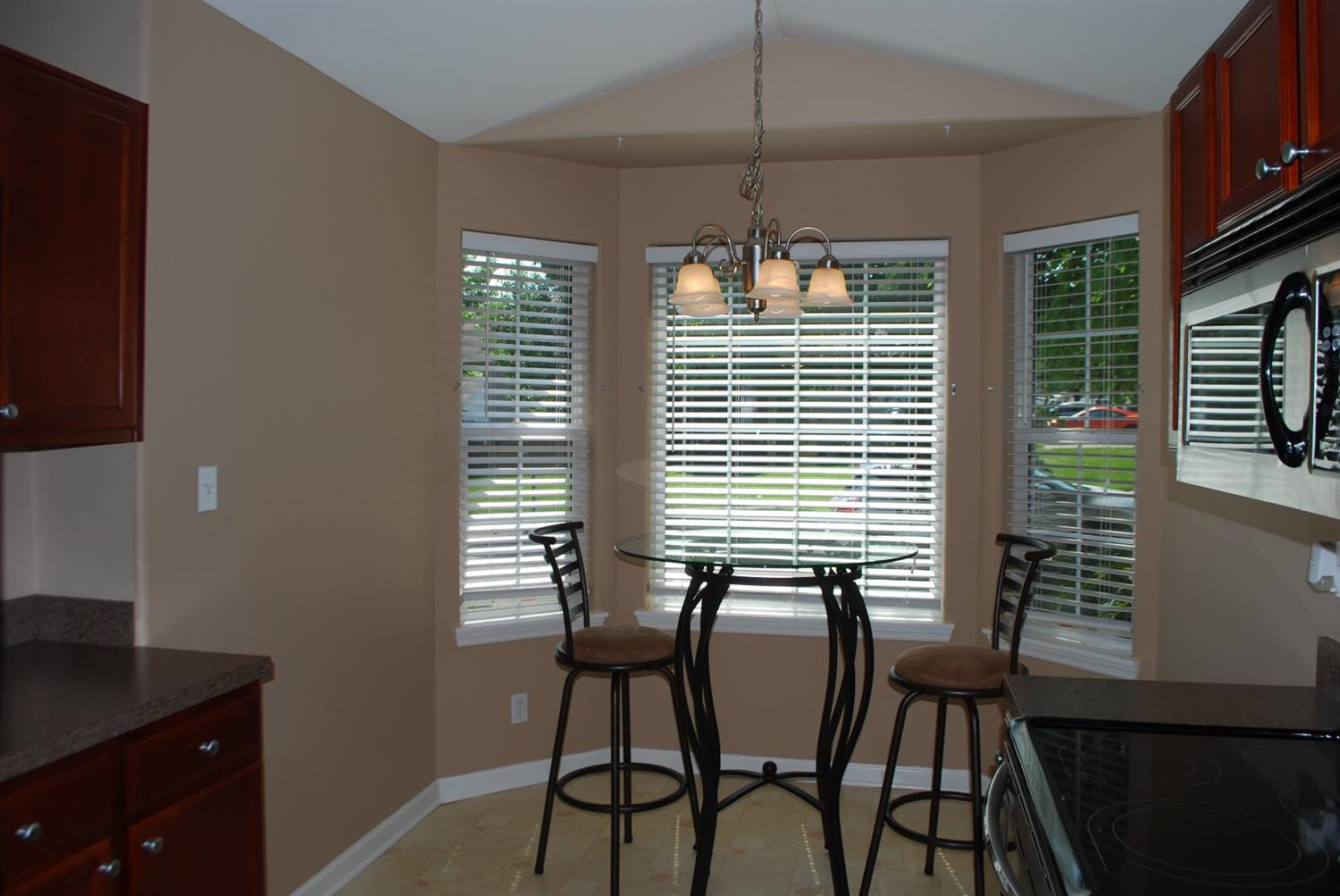 273 Spring Valley Lane Lexington, KY 40511 - Photo 7 of 19 Photo 7