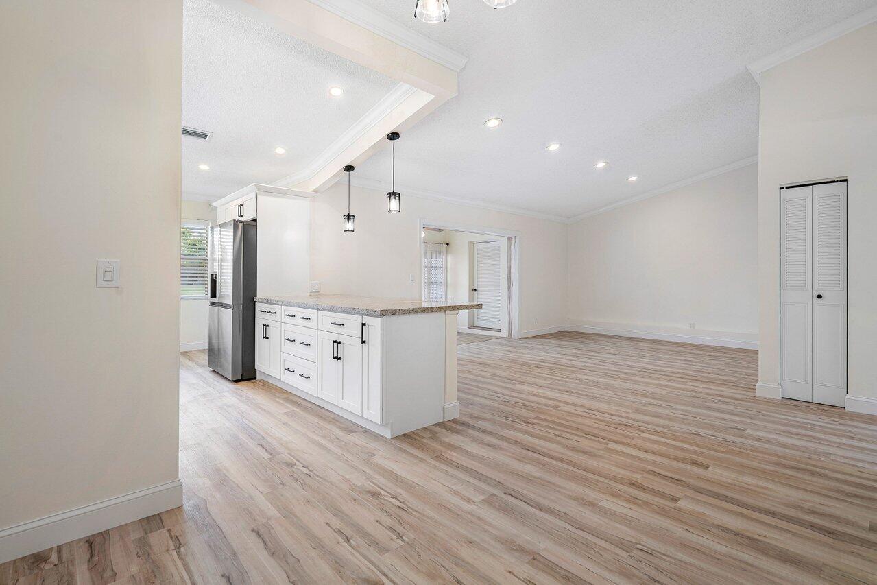 840 Lago Road Delray Beach, FL 33445 - Photo 6 of 39 006-840LagoRoad-DelrayBeach-FL-33445-SMA